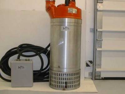 Piranha Dewatering Pump Model P-3000